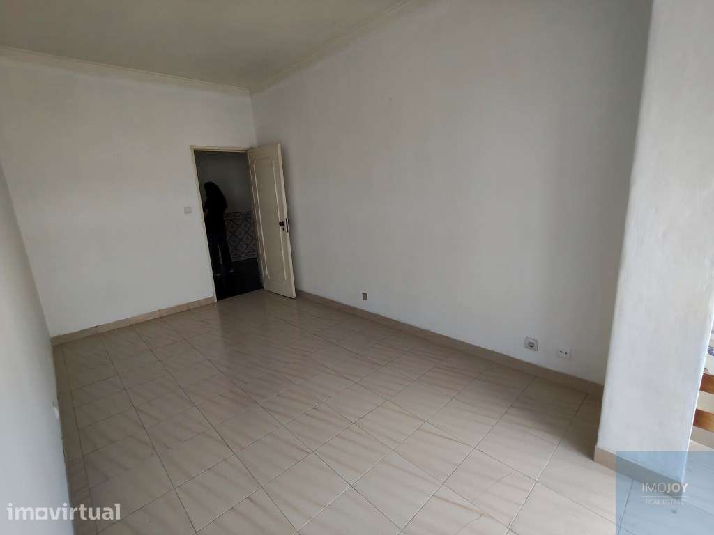 Apartamento T2 em Caneças - Grande imagem: 3/33