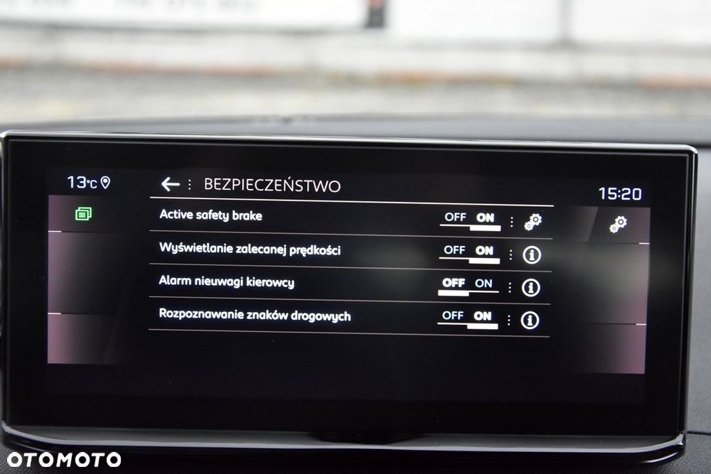 Peugeot 3008 BlueHDi 130 Stop & Start EAT8 GT - 34