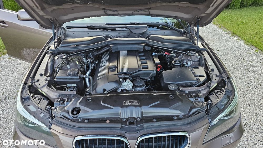 BMW Seria 5 - 28