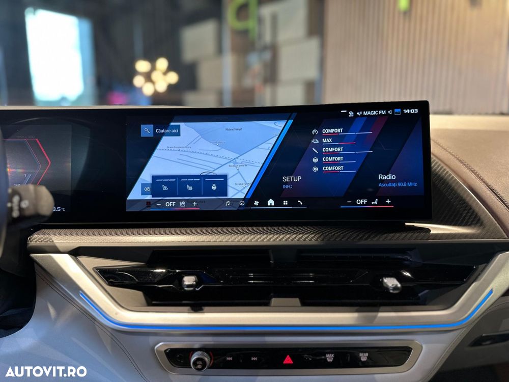 BMW XM 50e - 23