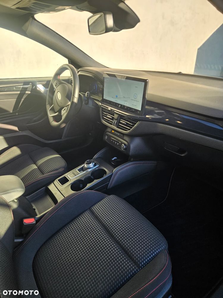 Ford Focus 1.5 EcoBlue Start-Stopp-System ST-LINE - 10