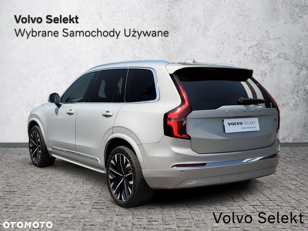 Volvo XC 90 - 9