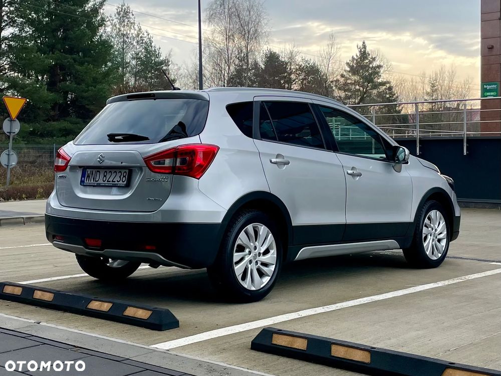 Suzuki SX4 S-Cross 1.4 T Premium 4WD - 7