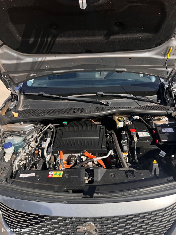 Peugeot e-2008 50 kWh Active Pack - 15