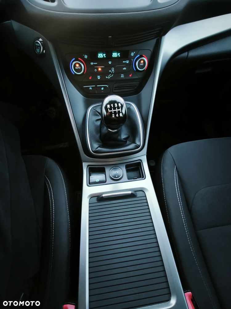 Ford Kuga 1.5 EcoBoost FWD Titanium ASS - 32