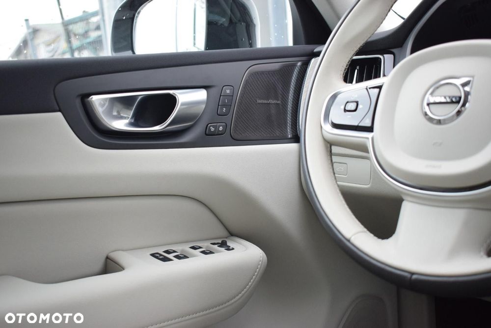 Volvo XC 60 - 14