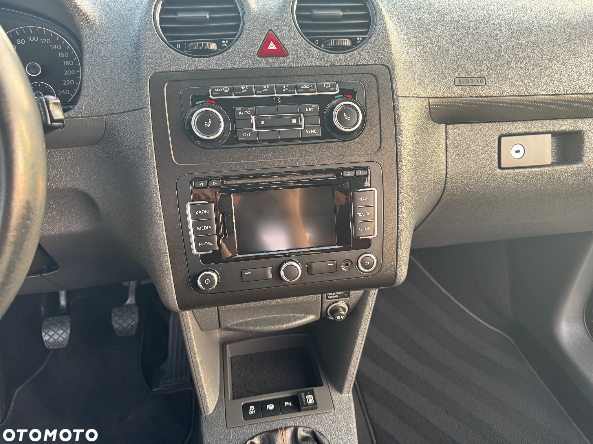 Volkswagen Caddy - 21