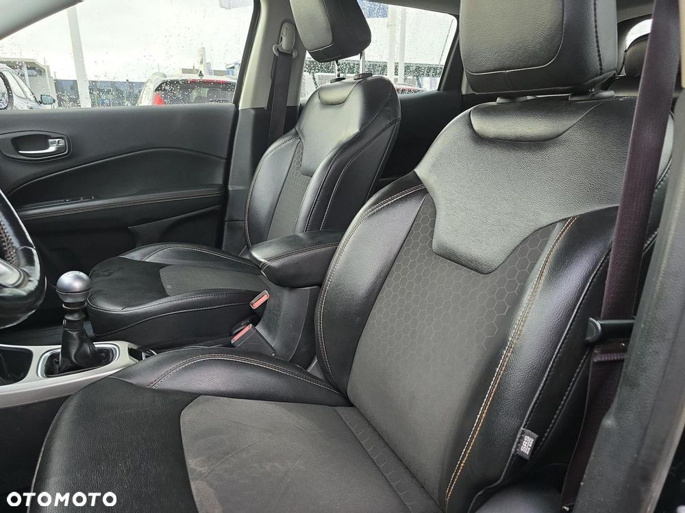 Jeep Compass 2.0 MJD Longitude 4WD S&S - 13