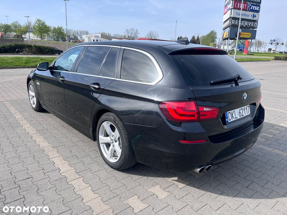 BMW Seria 5 525d xDrive - 3