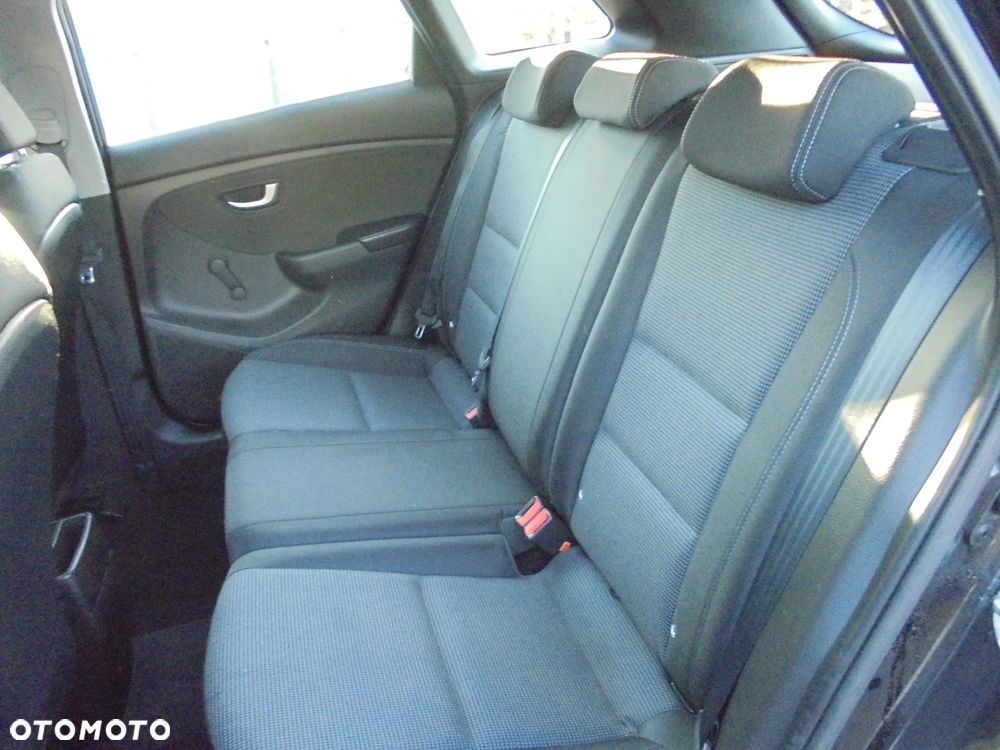 Hyundai i30 i30cw 1.6 CRDi Trend - 10