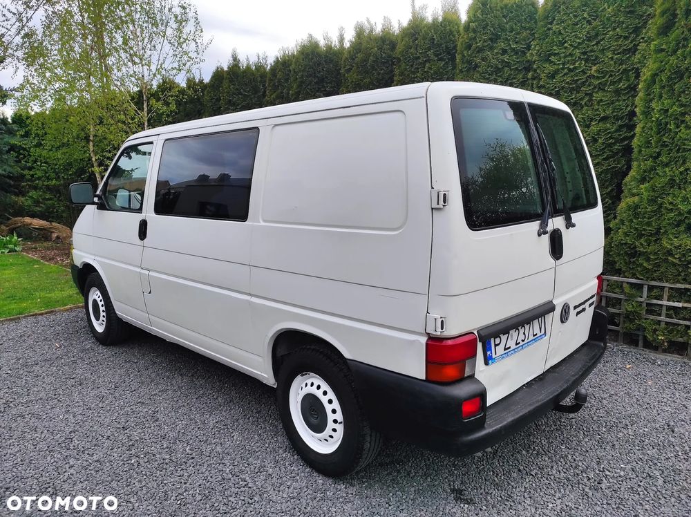 Volkswagen Transporter Escapade - 12