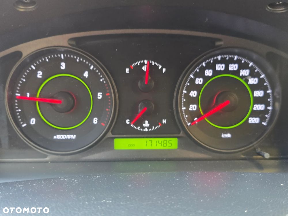 Chevrolet Captiva 2.0 d LS 5os 2WD - 6