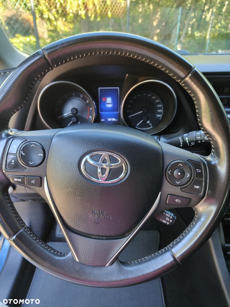 Toyota Auris 1.6 Prestige - 13
