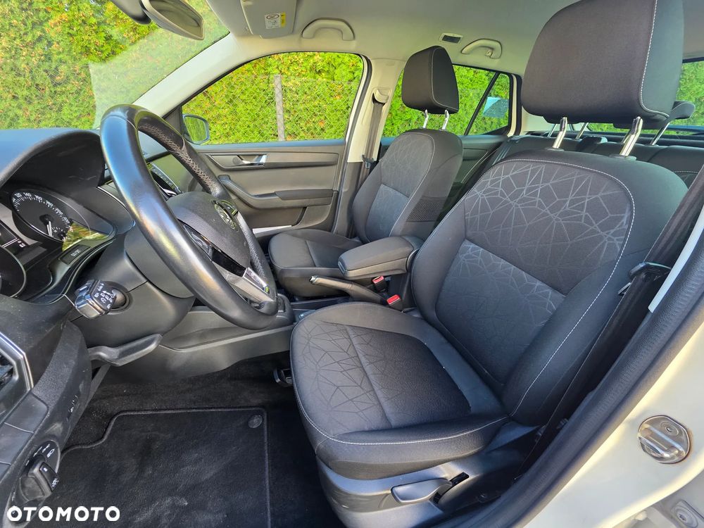 Skoda Fabia 1.0 TSI DSG Clever - 11
