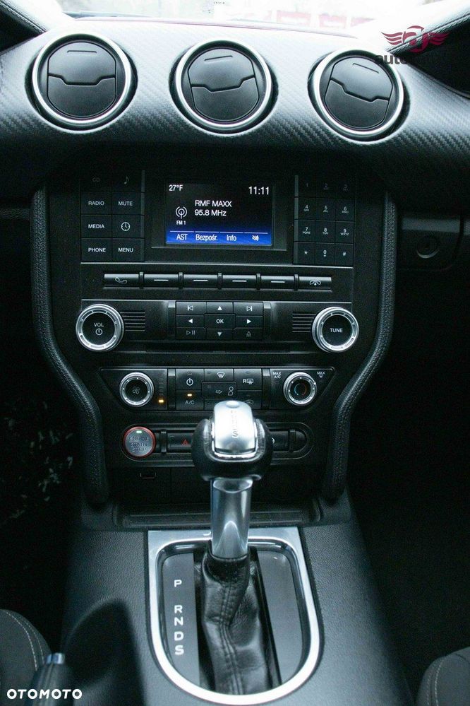 Ford Mustang - 22