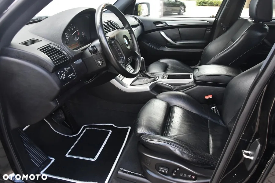 BMW X5 3.0 i - 13