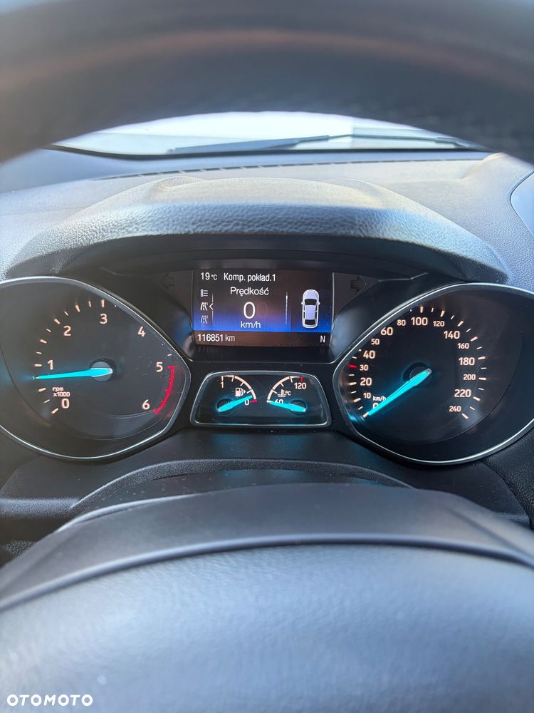 Ford Kuga 2.0 TDCi 4x2 Titanium - 14