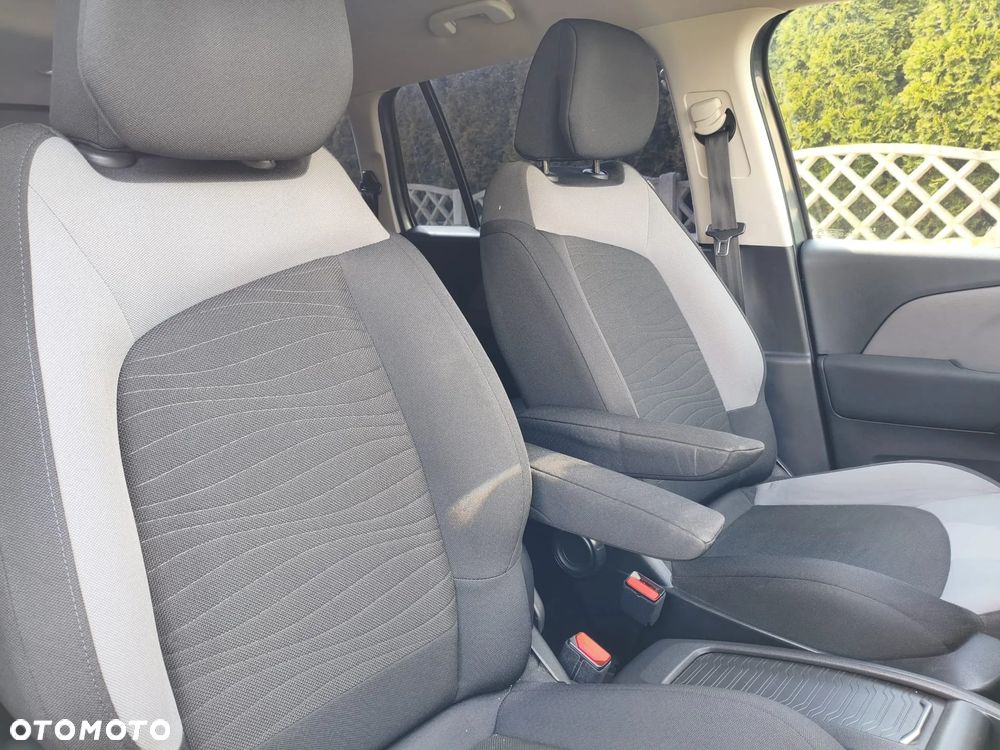 Citroën C4 Grand Picasso - 23