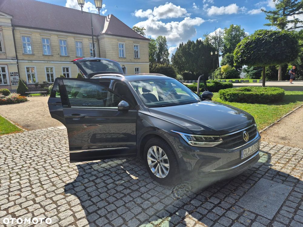 Volkswagen Tiguan - 17