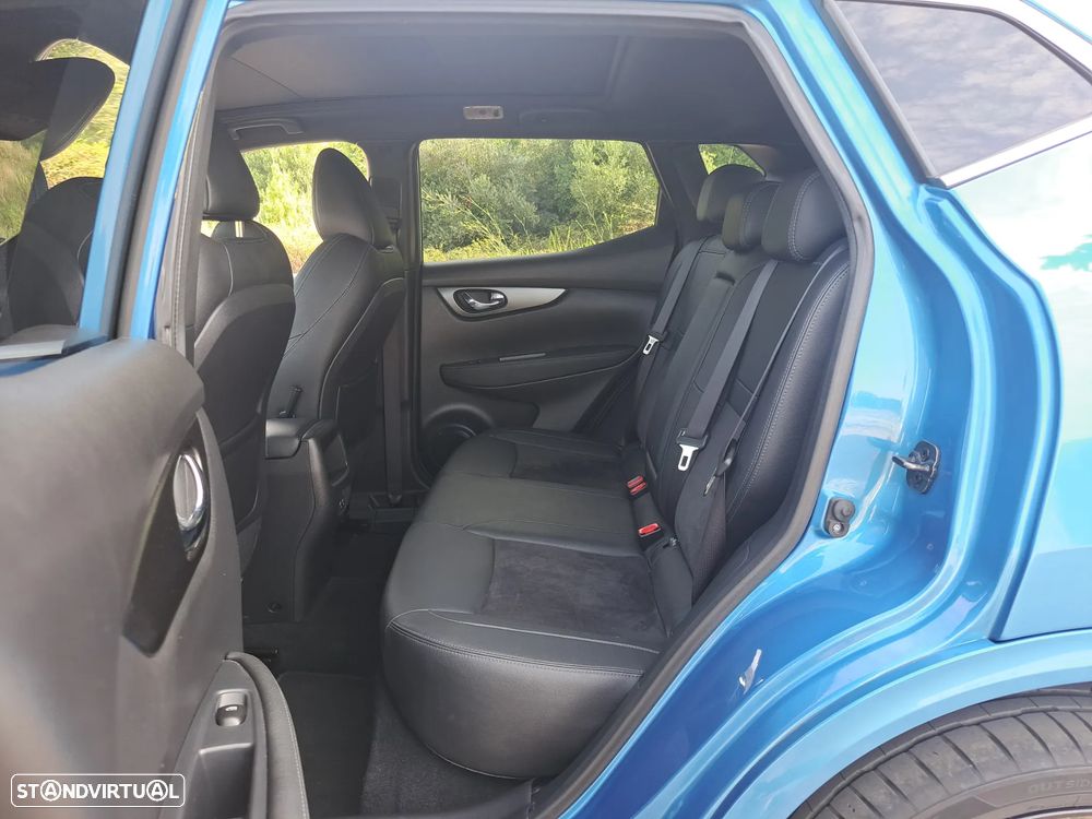 Nissan Qashqai 1.5 dCi N-Connecta J18 - 38