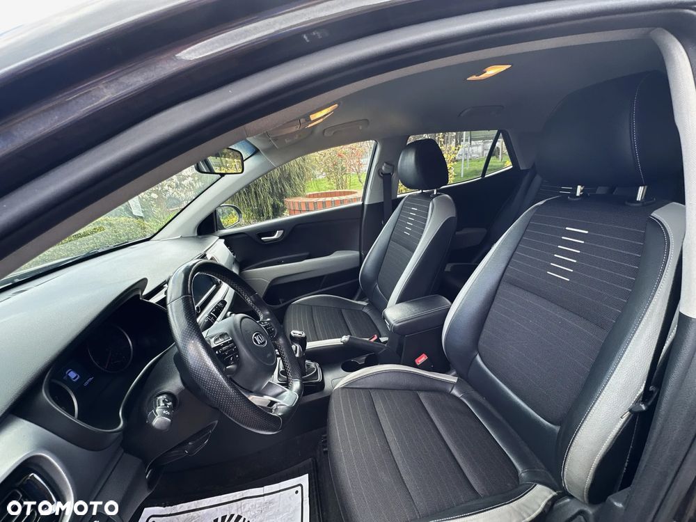 Kia Stonic 1.0 T-GDI M - 34