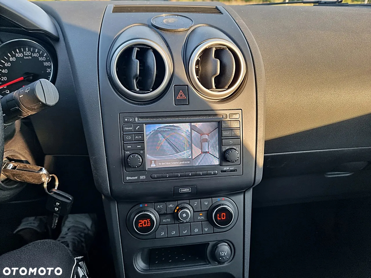 Nissan Qashqai - 30