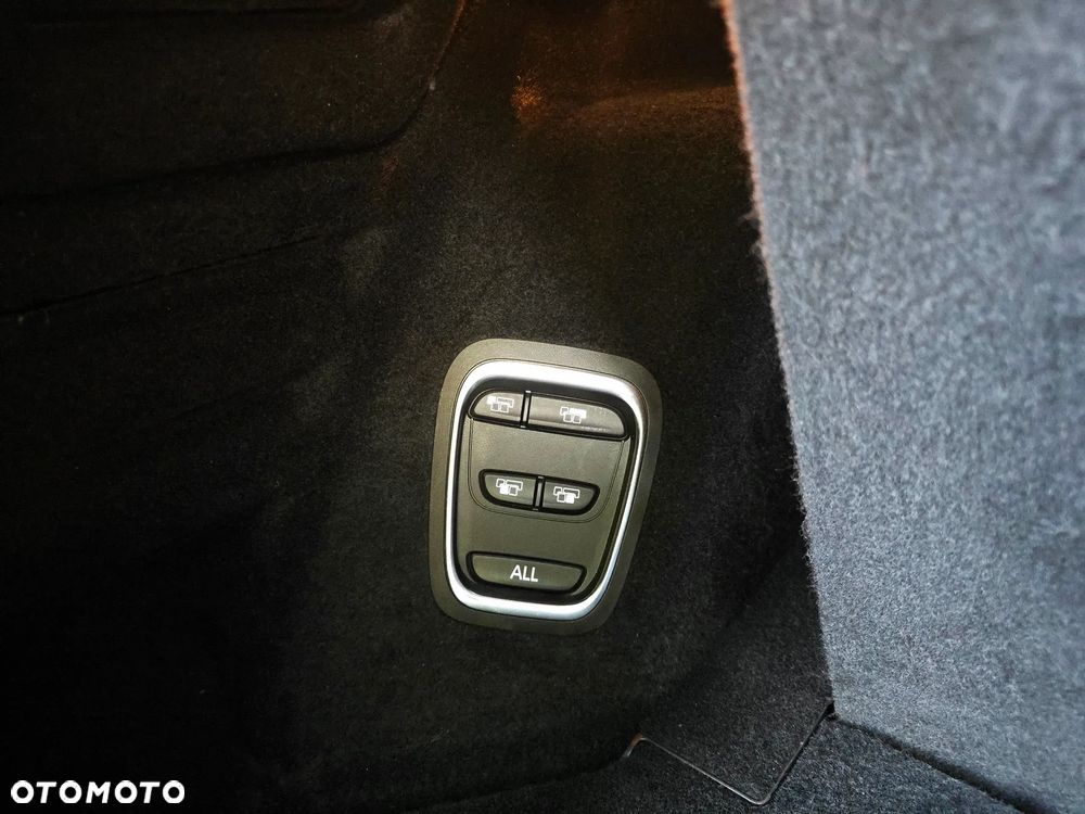 Renault Grand Scenic Gr 1.3 TCe FAP Bose EDC - 26