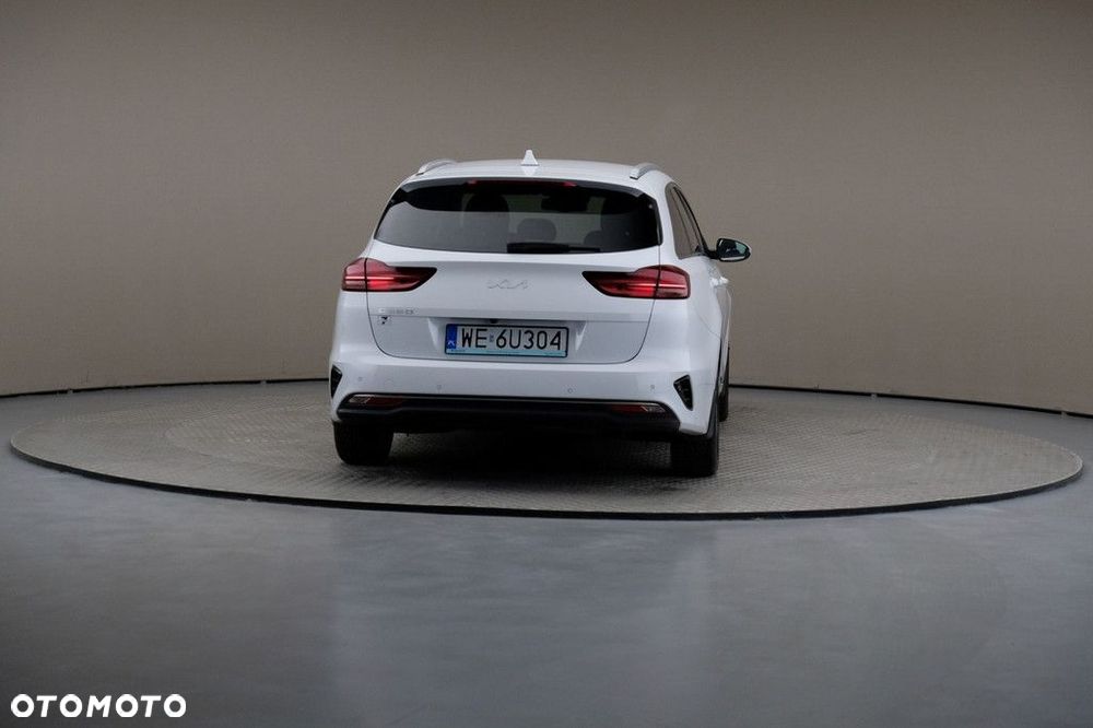 Kia Ceed 1.5 T-GDI M - 5