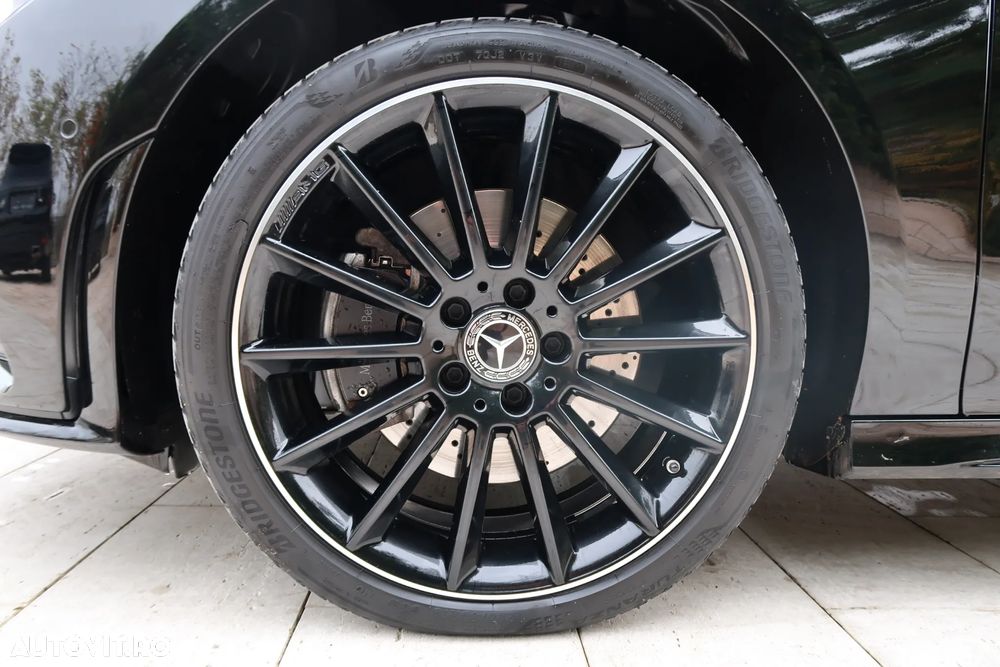 Mercedes-Benz CLA 250 e 8G-DCT AMG Line - 27