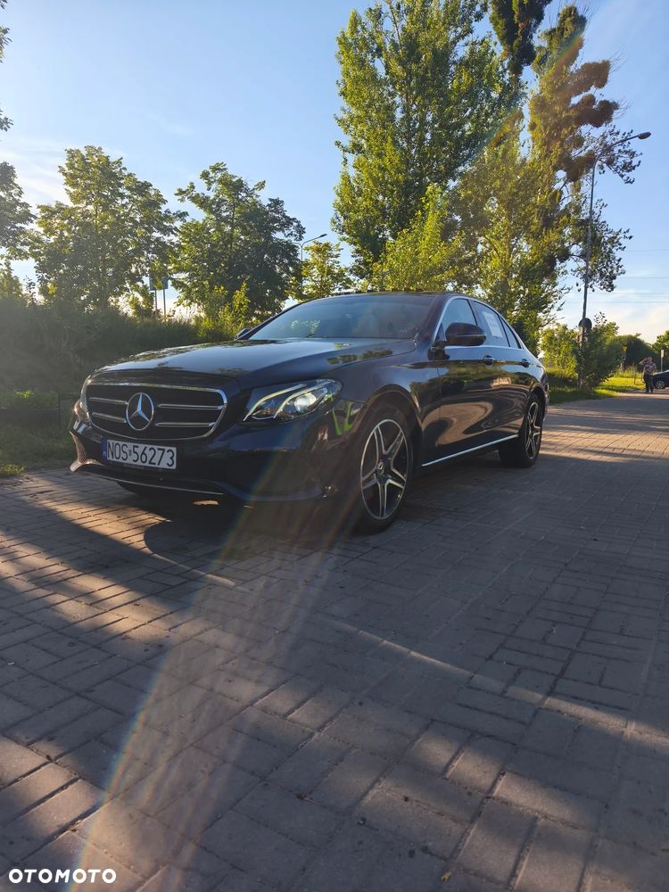 Mercedes-Benz Klasa E 300 9G-TRONIC Exclusive - 6
