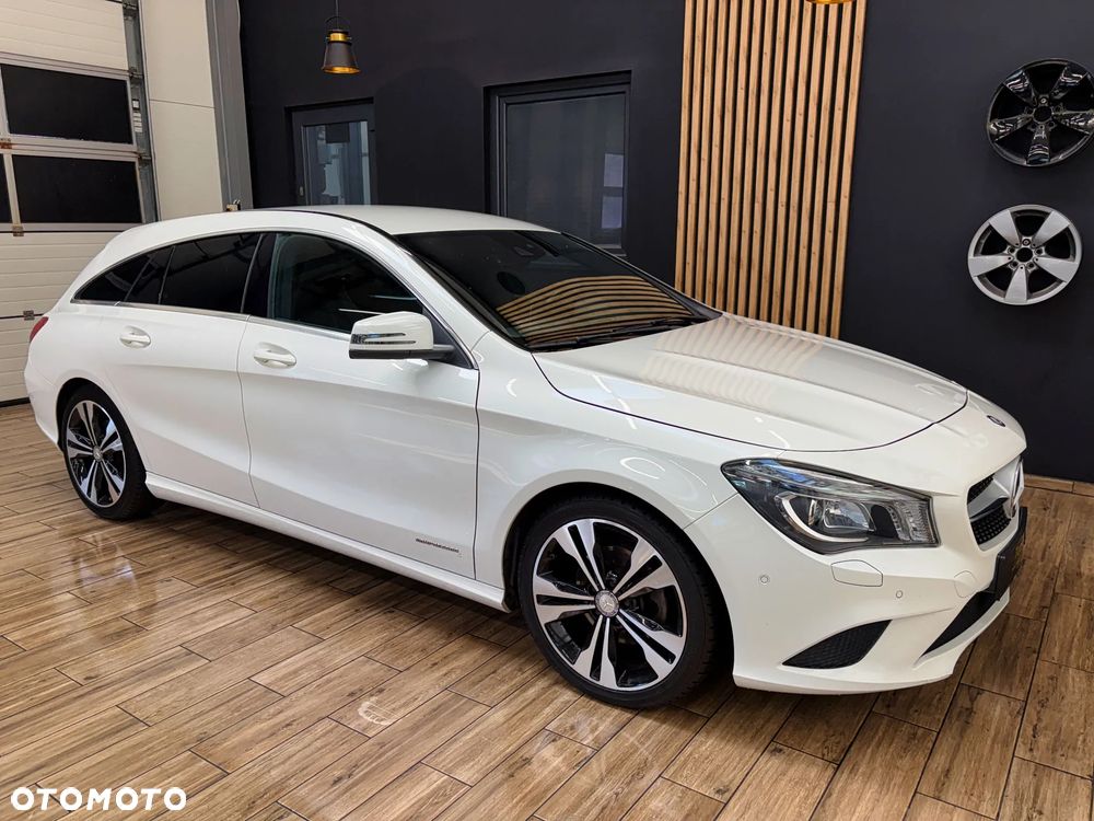 Mercedes-Benz CLA 200 - 5