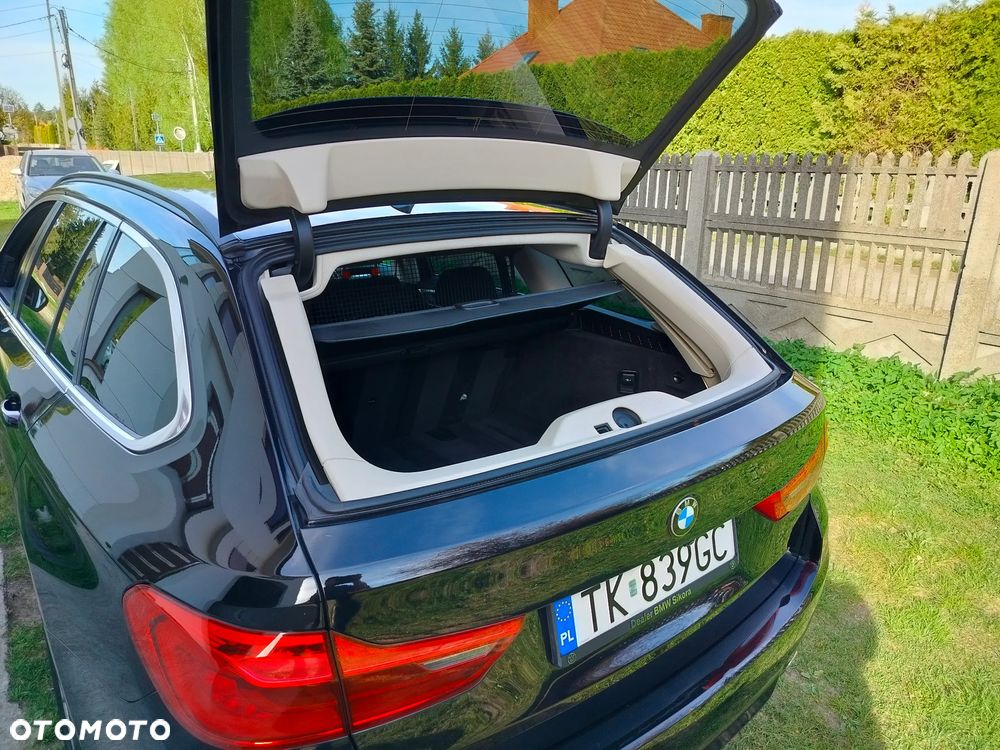 BMW Seria 5 520d xDrive Sport - 32
