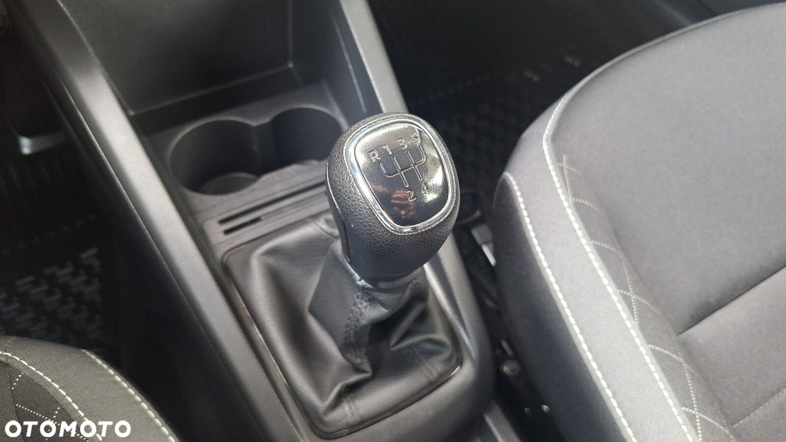Skoda Fabia 1.0 TSI Ambition - 24