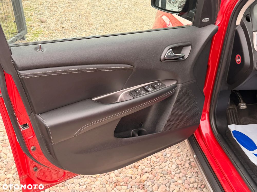 Fiat Freemont 2.0 Multijet 16V DPF Automatik Allrad Black Code - 18