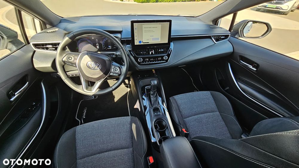Toyota Corolla 1.8 Hybrid Style - 13
