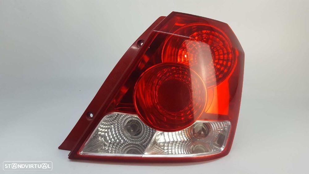 FAROLIM TRASEIRO DIREITO DAEWOO KALOS 1.4 SE - 4