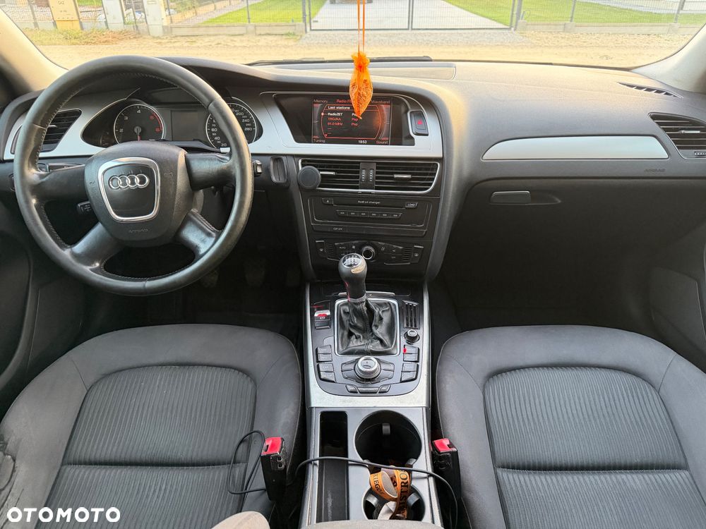 Audi A4 Avant - 8