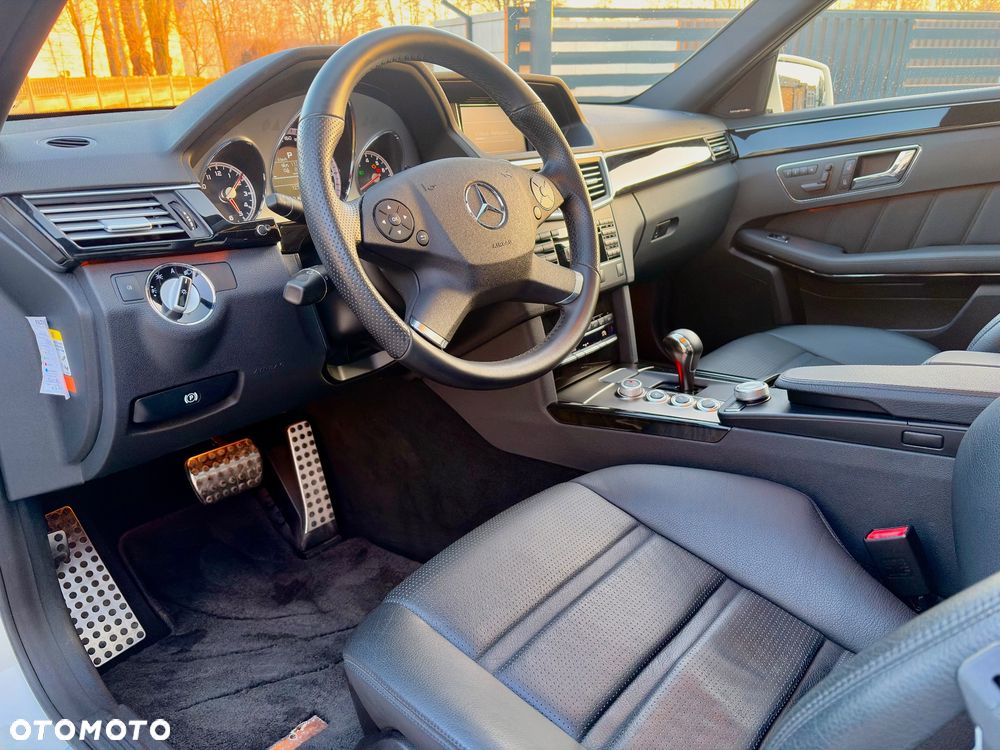 Mercedes-Benz Klasa E 63 AMG - 20