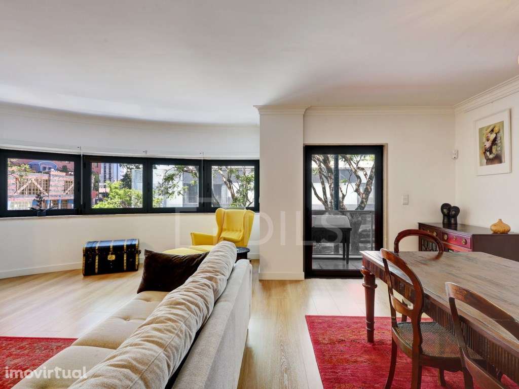 Apartamento T3, com garagem, na Avenida 5 de Outubro, Lisboa - Grande imagem: 3/24