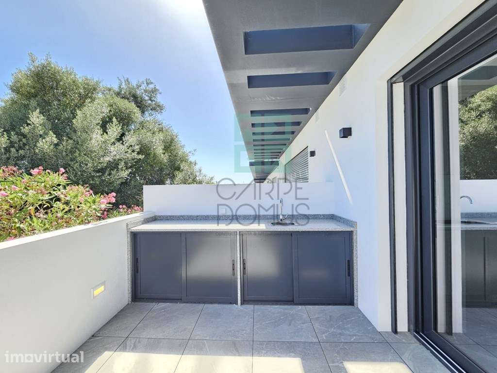 Moradia T4 de Luxo com Piscina Panorâmica e Vista Mar | Portas do S... - Grande imagem: 4/60