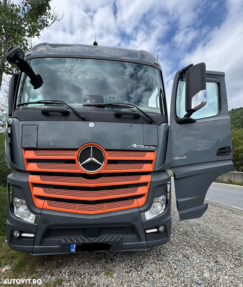 Mercedes-Benz Actros - 12