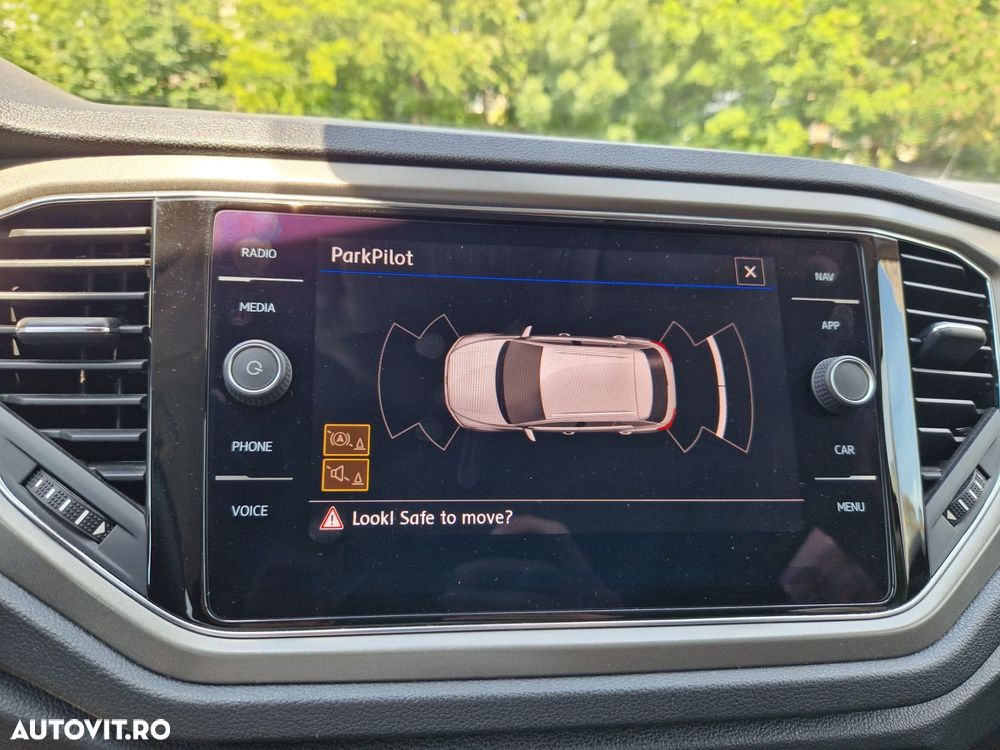 Volkswagen T-Roc - 19