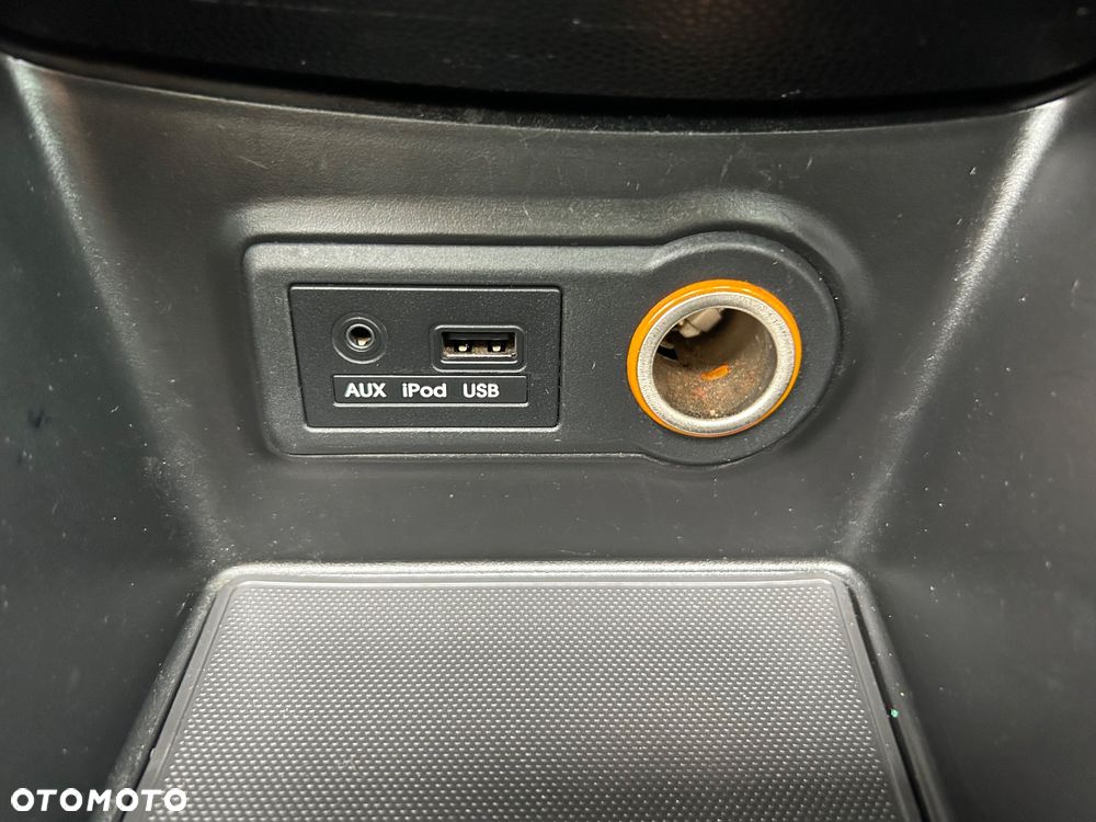 Kia Venga 1.6 CRDi 128 Business Line - 16