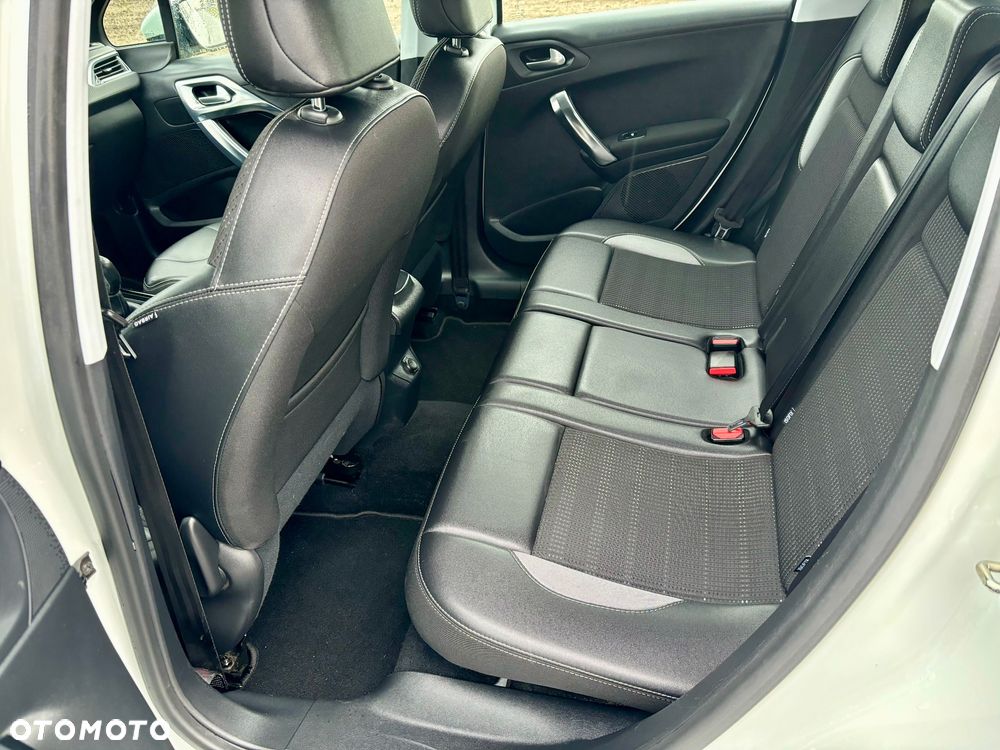 Peugeot 2008 PureTech 110 Stop&Start Allure - 7