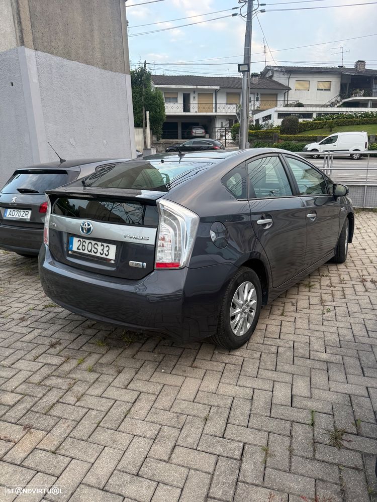 Toyota Prius 1.8 Plug-In - 2