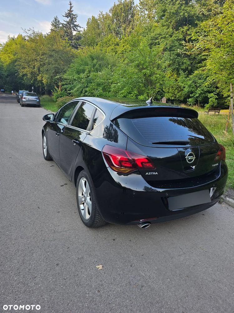 Opel Astra IV 1.6 T Sport - 14