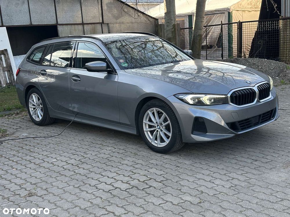 BMW Seria 3 318d MHEV - 3