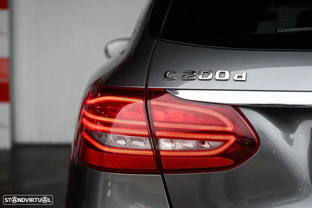 Mercedes-Benz C 200 - 19