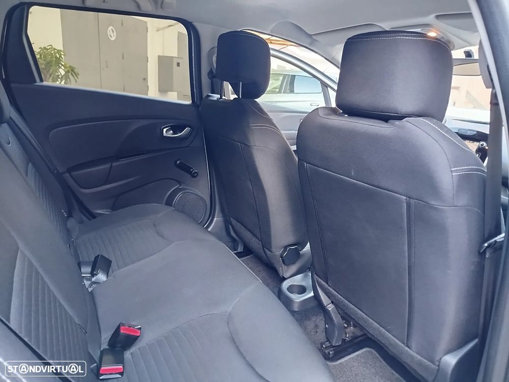 Renault Clio Sport Tourer 1.5 dCi Limited - 17