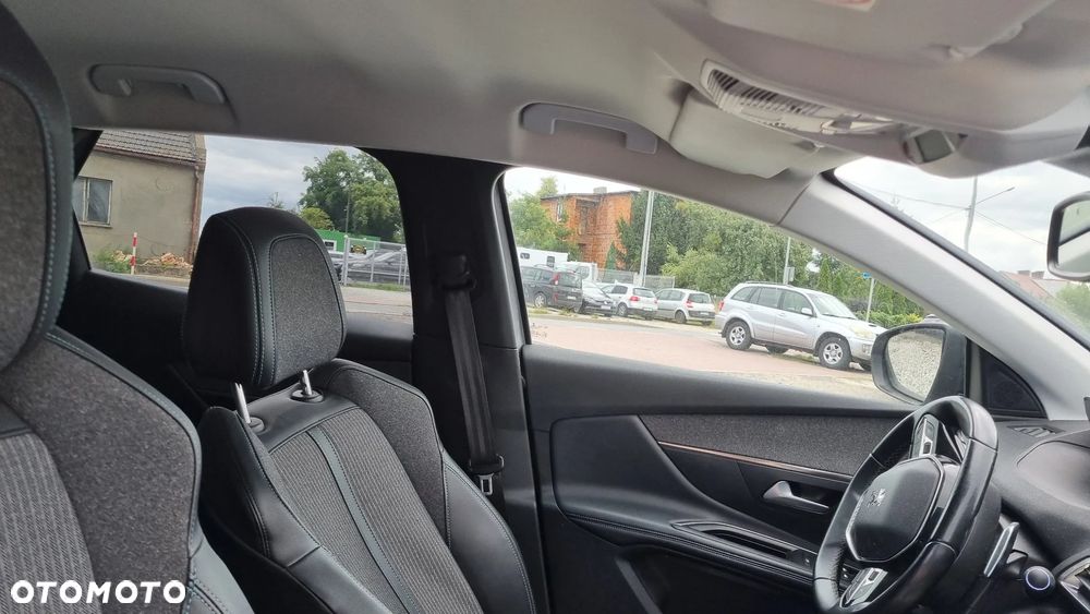 Peugeot 3008 BlueHDi 130 Stop & Start EAT8 Allure - 22